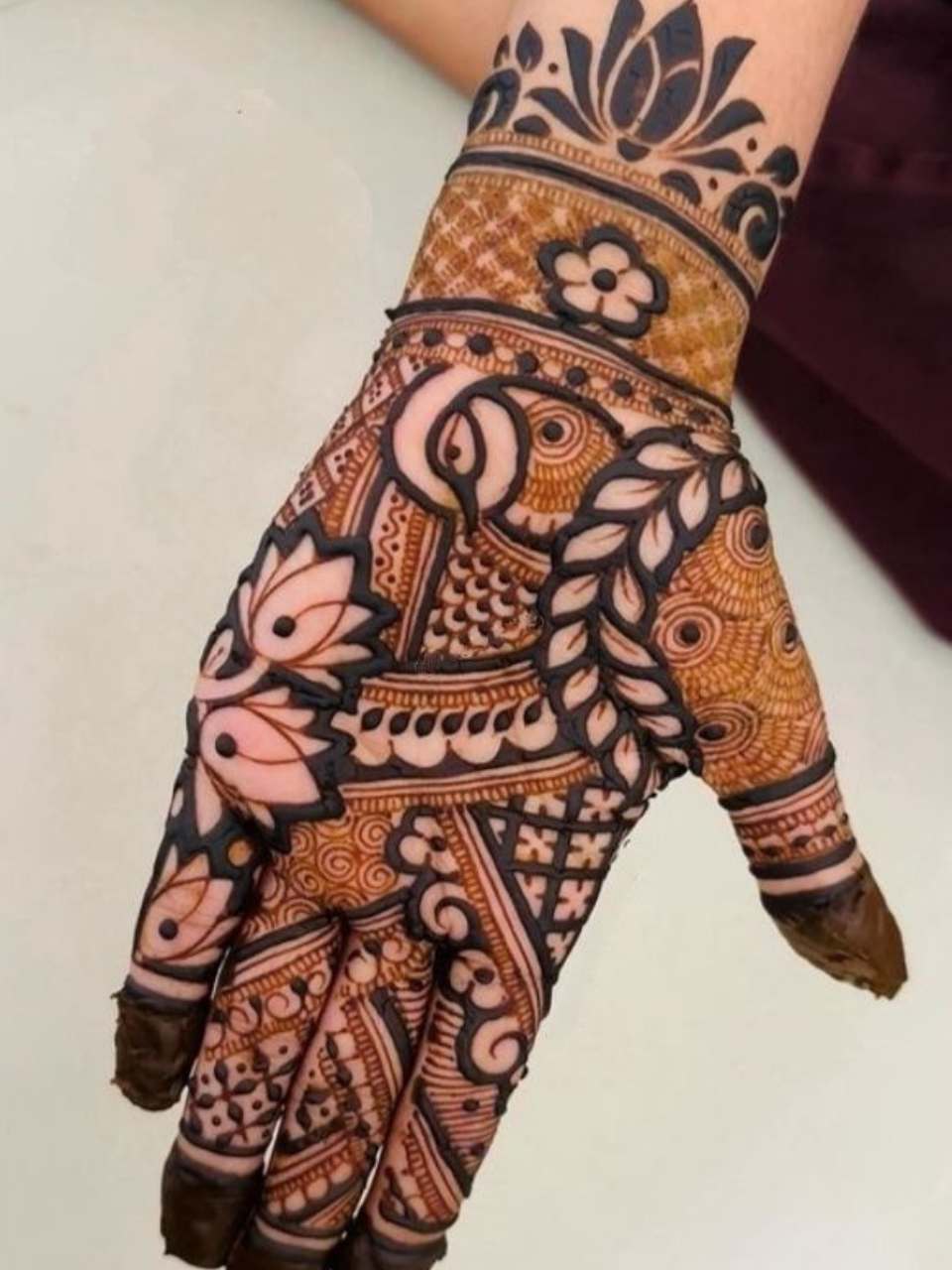 Indian Mehndi Design 3 by Anushka Mehndi Goa
